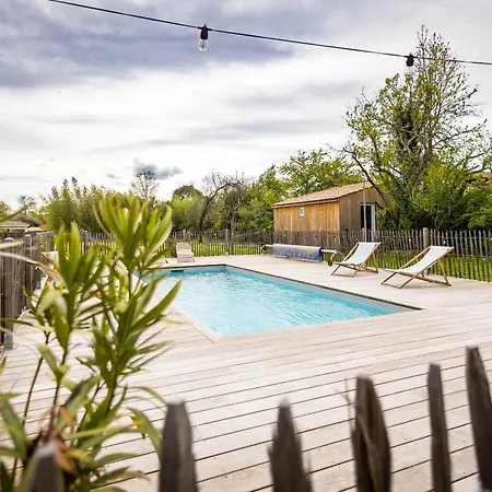 Bed and Breakfast 2 Hebergements Un Studio Avec Jacuzzi Privatif Et Une Chambre Avec Entree Independante 4*