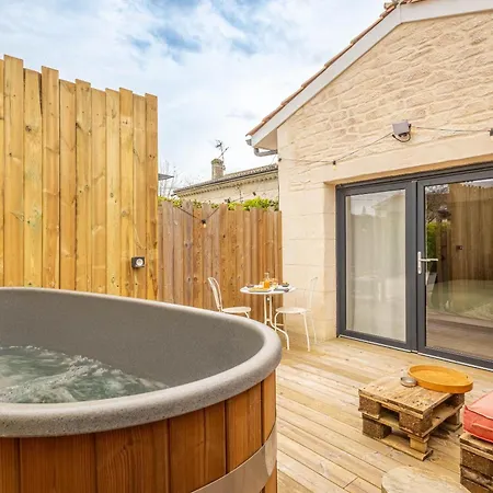 Capeyron Avec Piscine Et Bain Nordique Privatif Pour Le *