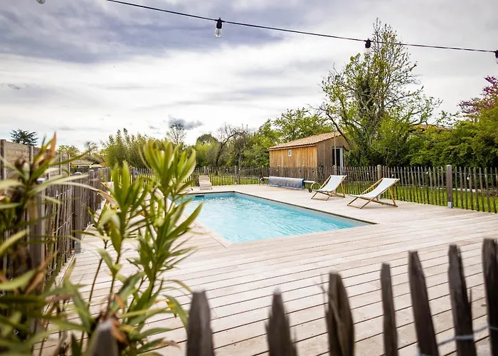 Bed & Breakfast Chambres D Hotes Avec Jacuzzi Uniquement Pour Le Studio 4*