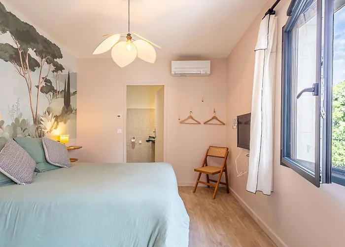 D Hotes Avec Jacuzzi Uniquement Pour Le 4* Mérignac